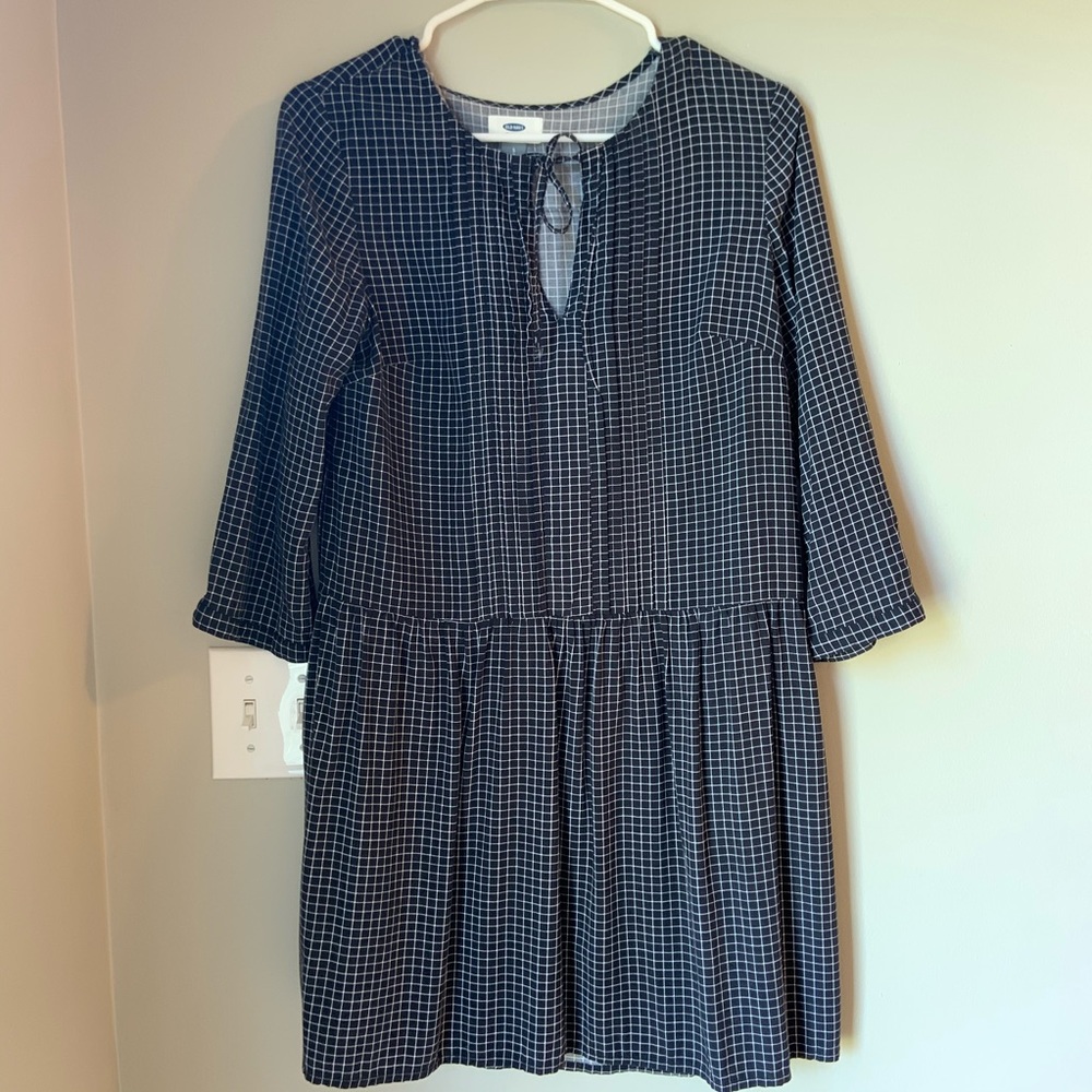 Old Navy grid peasant dress